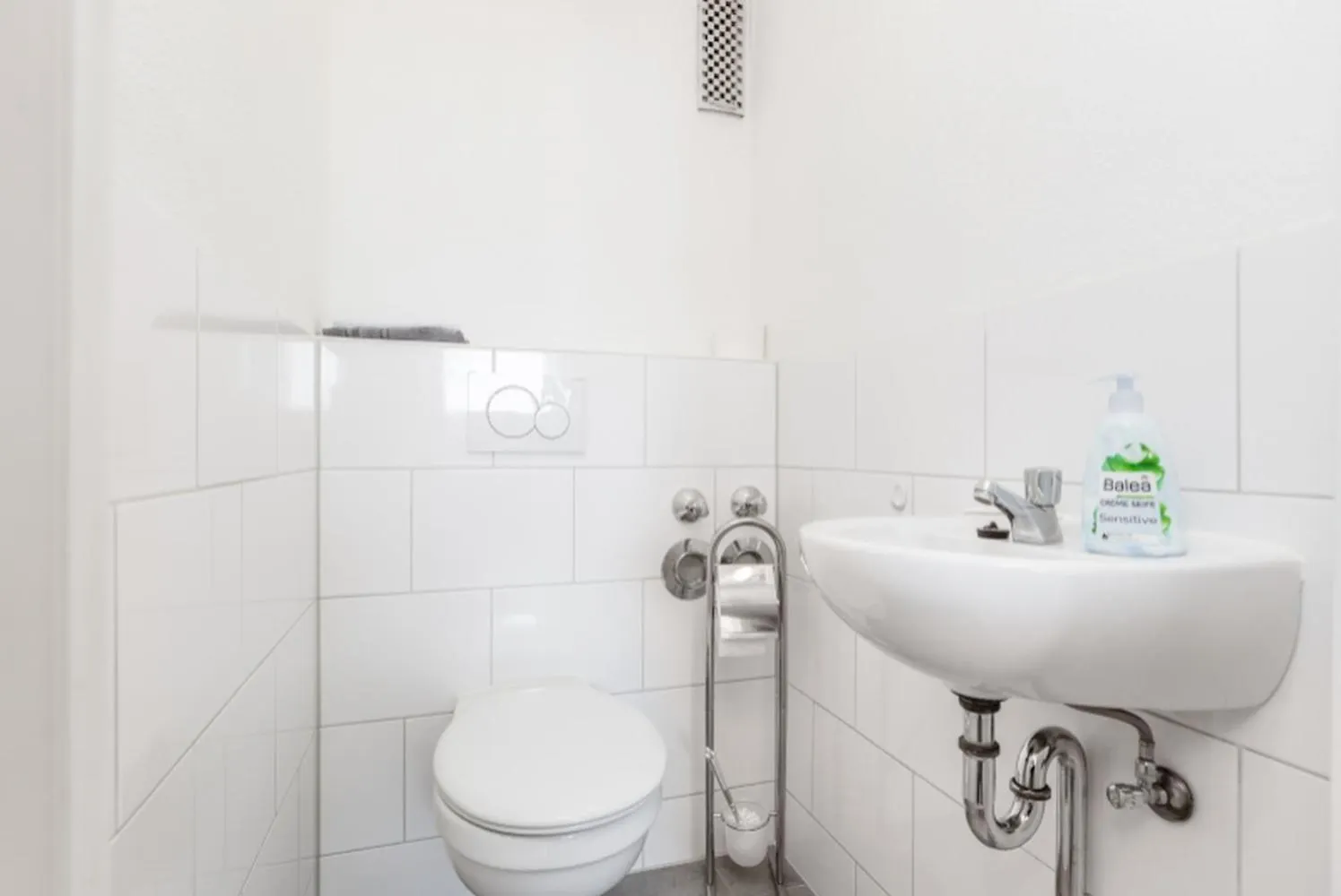 Stylish Apartment In Koeln-Deutz Κολωνία
